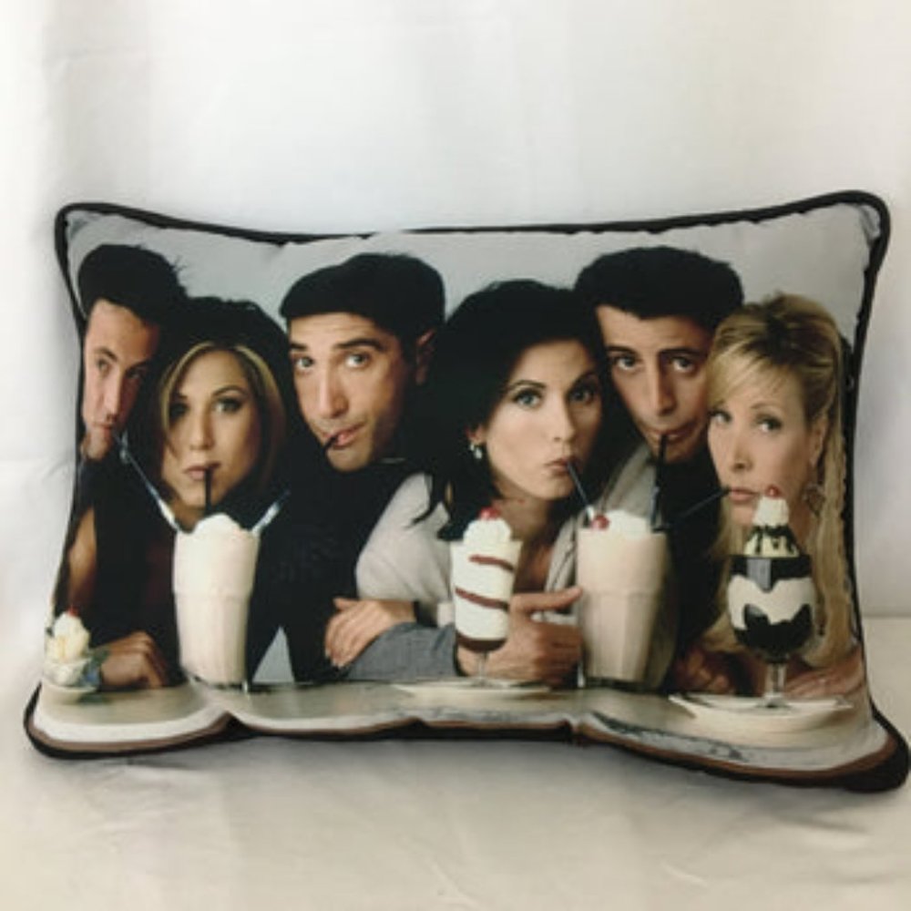 Pillow Friends Decorative SKU 000348-1